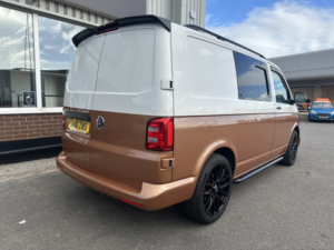 2016 Volkswagen Transporter 2.0 Tdi T28 Bluemotion Tech Startline in White — image 6