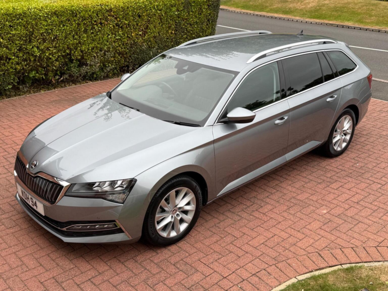 2021 Skoda Superb 1.4 Tsi Iv 13kwh Se Technology DSG Euro 6 (s/s) 5dr in Grey — image 1
