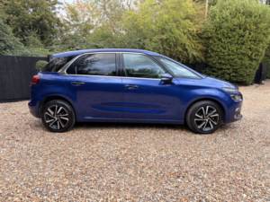 2018 Citroen C4 Picasso 1.6 Bluehdi Flair in Blue — image 2