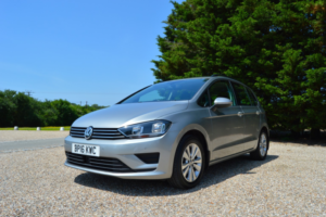 2016 Volkswagen Golf Sv 1.4 Tsi Bluemotion Tech Se in Silver — image 2