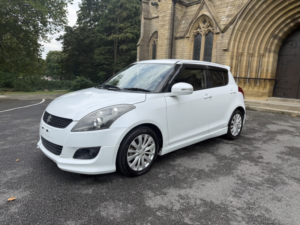2013 Suzuki Swift Hatchback (2010 - 2017) in White — image 6