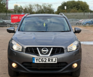 2012 Nissan Qashqai 1.6 Dci Tekna 4WD Euro 5 5dr in Grey — image 2