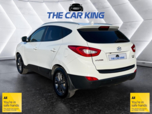 2013 Hyundai Ix35 1.7 Crdi Se Euro 5 (s/s) 5dr (nav) in White — image 3