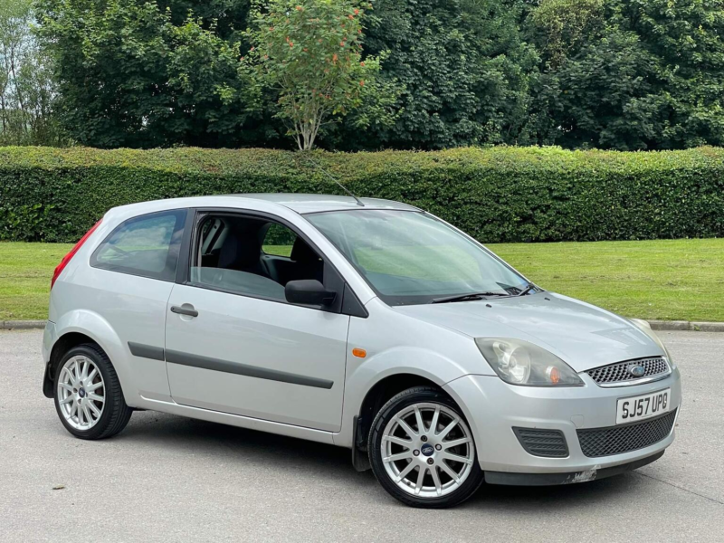 2007 Ford Fiesta 1.25 Style 3dr in Silver — image 1