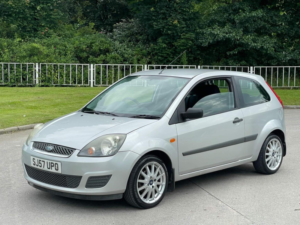 2007 Ford Fiesta 1.25 Style 3dr in Silver — image 3