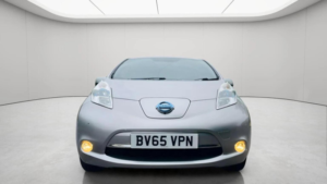 2015 Nissan Leaf 24kwh Tekna Auto 5dr in Silver — image 2