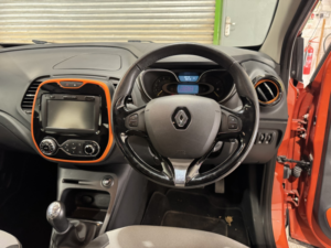 2014 Renault Captur 1.5 Dci Energy Dynamique Medianav in Orange — image 2