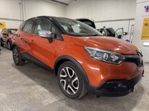 2014 Renault Captur 1.5 Dci Energy Dynamique Medianav in Orange — image 5