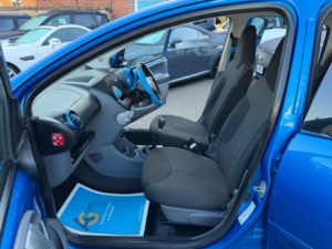 2009 Toyota Aygo 1.0 Vvt-I Blue Euro 4 5dr in Blue — image 4
