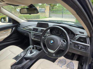 2015 BMW 3 Series 2.0 320d Luxury Touring Auto Xdrive Euro 5 (s/s) 5dr in Blue — image 2