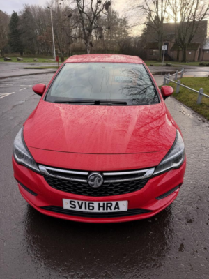 2016 Vauxhall Astra 1.4i Turbo Energy Hatchback 5dr Petrol Manual Euro 6 (125 Ps) in Red — image 4