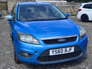 2011 Ford Focus 1.6 Zetec 5dr in Blue — image 3