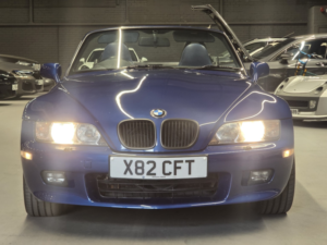 2000 BMW Z3 3.0 E36 Z3 3.0i Roadster M54 3.0 in Blue — image 3