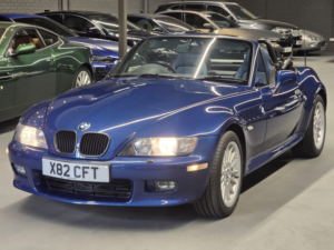 2000 BMW Z3 3.0 E36 Z3 3.0i Roadster M54 3.0 in Blue — image 4