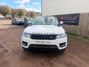 2017 Land Rover Range Rover Sport 3.0 Sd V6 Hse in White — image 2