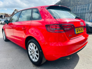 2014 Audi A3 1.6 Tdi Se Sportback Euro 5 (s/s) 5dr in Red — image 3