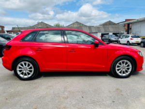 2014 Audi A3 1.6 Tdi Se Sportback Euro 5 (s/s) 5dr in Red — image 5
