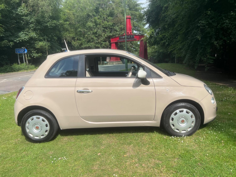 2013 Fiat 500 1.2 Colour Therapy in Beige — image 1