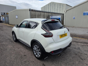 2017 Nissan Juke 1.6 Dig-T N-Connecta Euro 6 (s/s) 5dr in White — image 4