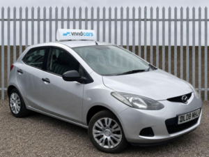 2008 Mazda Mazda2 1.4d Ts Euro 4 5dr in Silver — image 2