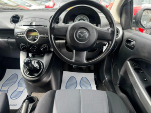 2008 Mazda Mazda2 1.4d Ts Euro 4 5dr in Silver — image 4