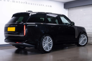 2024 Land Rover Range Rover 3.0 D350 Mhev Hse Auto 4WD Euro 6 (s/s) 5dr in Black — image 2