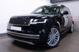 2024 Land Rover Range Rover 3.0 D350 Mhev Hse Auto 4WD Euro 6 (s/s) 5dr in Black — image 3