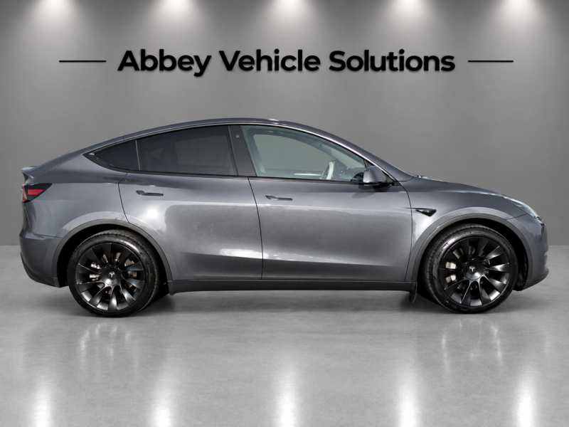 2022 Tesla Model Y (dual Motor) Long Range SUV 5dr Electric Auto 4wde (384 Bhp) in Grey — image 1