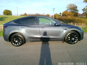 2022 Tesla Model Y (dual Motor) Long Range SUV 5dr Electric Auto 4wde (384 Bhp) in Grey — image 4