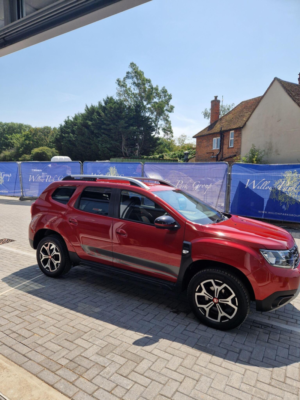 2019 Dacia Duster 1.3 Tce Techroad Euro 6 (s/s) 5dr in Red — image 2