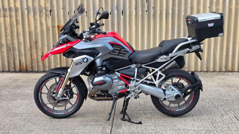 2014 BMW R 1200 Gs 1200 in Red — image 1
