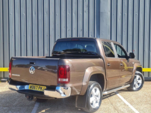 2018 Volkswagen Amarok 3.0 Tdi V6 Bluemotion Tech Highline Pickup Double Cab 4dr Diesel Auto 4motion Euro 6 (s/s) (224 Ps) in Brown — image 4