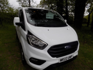 2022 Ford Transit Custom 2.0 300 Ecoblue Trend Crew Van L1 H1 Euro 6 (s/s) 5dr (6 Seat) in White — image 2