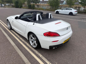 2010 BMW Z4 2.5 23i M Sport Sdrive Euro 5 2dr in White — image 5