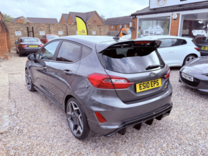 2019 Ford Fiesta 1.5 T Ecoboost St-3 in Grey — image 4