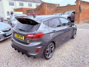 2019 Ford Fiesta 1.5 T Ecoboost St-3 in Grey — image 6
