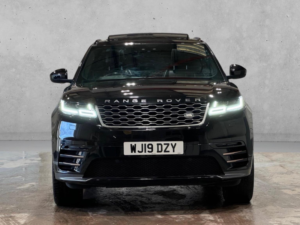 2019 Land Rover Range Rover Velar 3.0 D300 R-Dynamic Se Auto 4WD Euro 6 (s/s) 5dr in Black — image 2