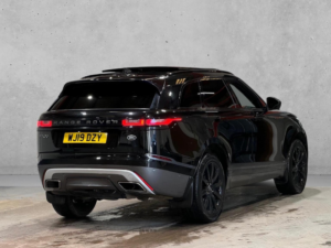 2019 Land Rover Range Rover Velar 3.0 D300 R-Dynamic Se Auto 4WD Euro 6 (s/s) 5dr in Black — image 5