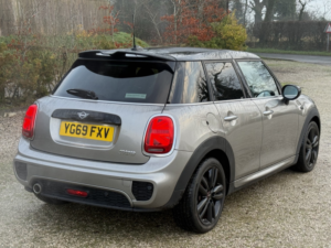 2019 MINI Hatch 1.5 5-Door Hatch Cooper Sport in Silver — image 3