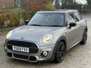 2019 MINI Hatch 1.5 5-Door Hatch Cooper Sport in Silver — image 4