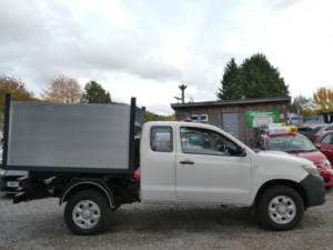2013 Toyota Hilux 2.5 D-4d Hl2 Pickup Extended Cab 4dr Diesel Manual 4WD Euro 5 (144 Ps) in White — image 2