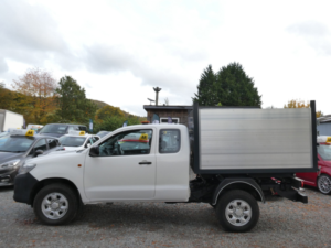 2013 Toyota Hilux 2.5 D-4d Hl2 Pickup Extended Cab 4dr Diesel Manual 4WD Euro 5 (144 Ps) in White — image 6