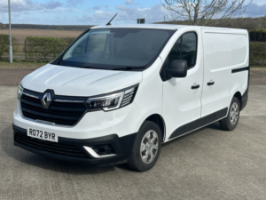 2022 Renault Trafic 2.0 Sl28 Blue Dci 130 Business Panel Van My22 in White — image 6
