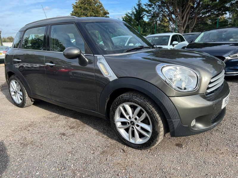 2012 MINI Countryman 1.6 Cooper D Euro 5 (s/s) 5dr in Grey — image 1
