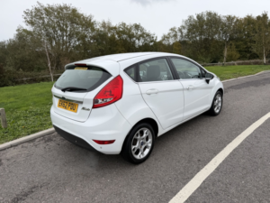 2012 Ford Fiesta 1.3 Zetec in White — image 3