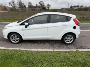 2012 Ford Fiesta 1.3 Zetec in White — image 6