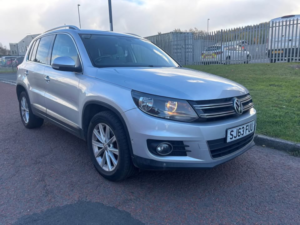 2013 Volkswagen Tiguan 2.0 Tdi Bluemotion Tech Se SUV 5dr Diesel DSG 4WD Euro 5 (s/s) (140 Ps) in Silver — image 4