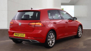 2018 Volkswagen Golf 1.6 Tdi Gt Euro 6 (s/s) 5dr in Red — image 4