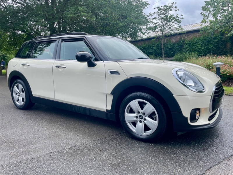 2018 MINI Clubman 1.5 Cooper Estate 6dr Petrol Auto Euro 6 (s/s) (136 Ps) in White — image 1