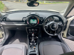 2018 MINI Clubman 1.5 Cooper Estate 6dr Petrol Auto Euro 6 (s/s) (136 Ps) in White — image 5